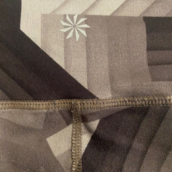 Athleta Brown/Tan Geometric pattern leggings, size XS - Picture 3 of 4